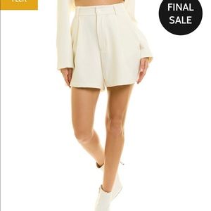 stretch herringbone shorts vanilla - we wore what